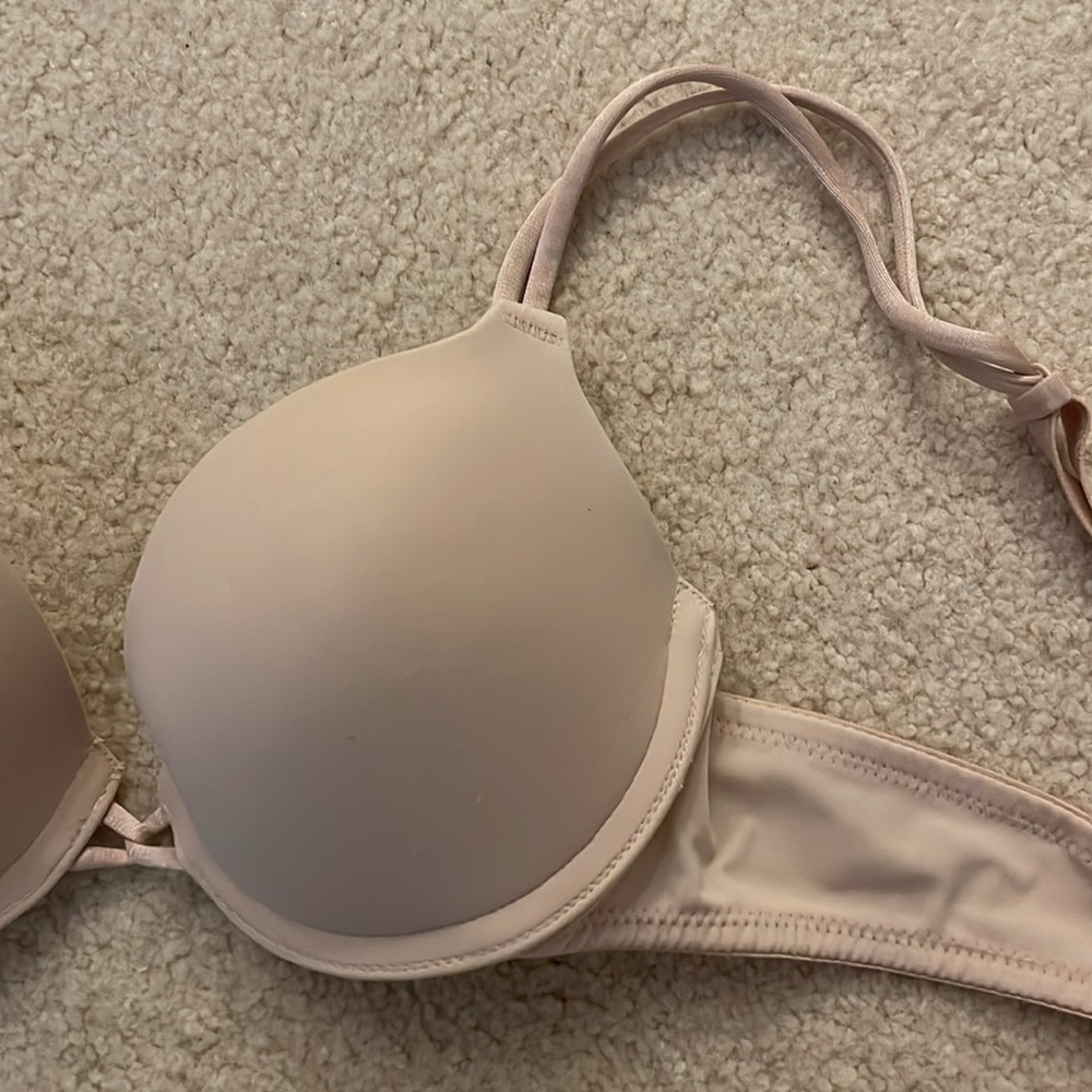 Wacoal Bra - Picture 2 of 3
